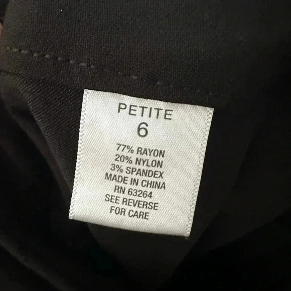 Roz & Ali Black Dress Pants - Picture 4 of 5